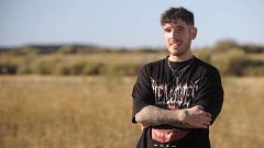 Descubre a Paul Alone, el joven navarro que comenzó en la música como antídoto al desamor