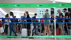 Eulen y sus trabajadores en El Prat aplazan a este lunes la negociación tras acercar posturas