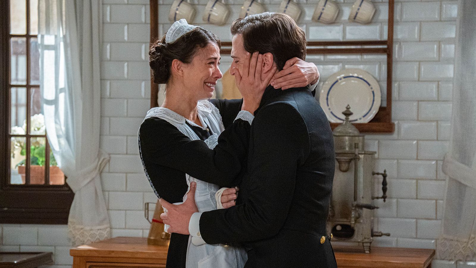 La Promesa: Teresa acepta la propuesta de matrimonio de Feliciano