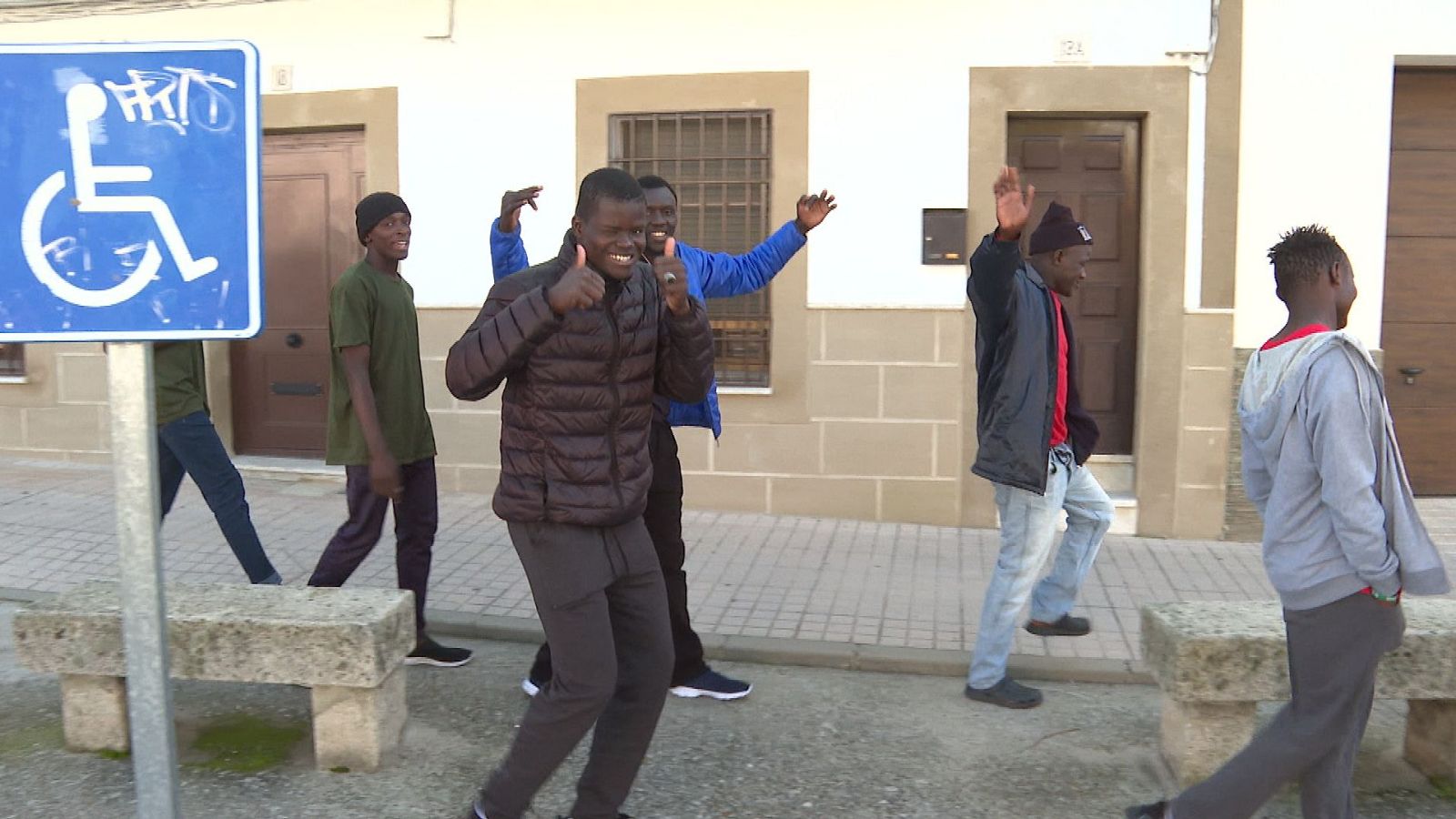 Grupo de los últimos chicos recién llegados a Malpartida