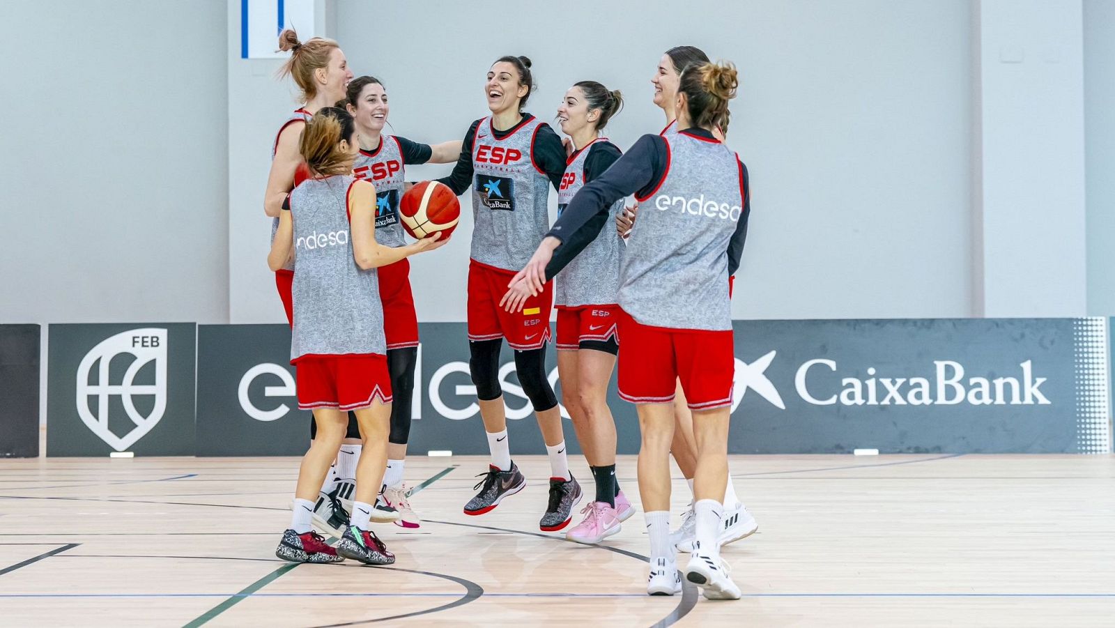 Convocatoria de la selección española femenina de baloncesto para el Preolímpico de Hungría