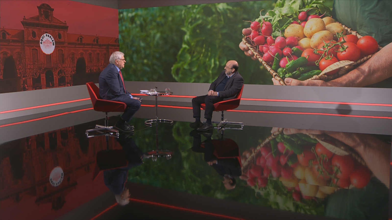 Lluís Falgàs entrevista Pere Puigdomènech a 'Aquí parlem'