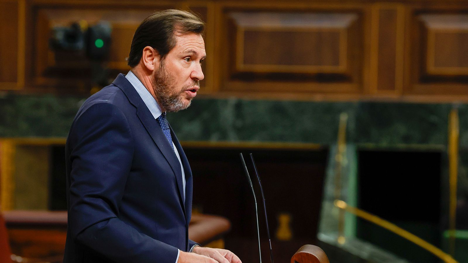 El ministro de Transportes, Óscar Puente, durante una comparecencia en el Congreso