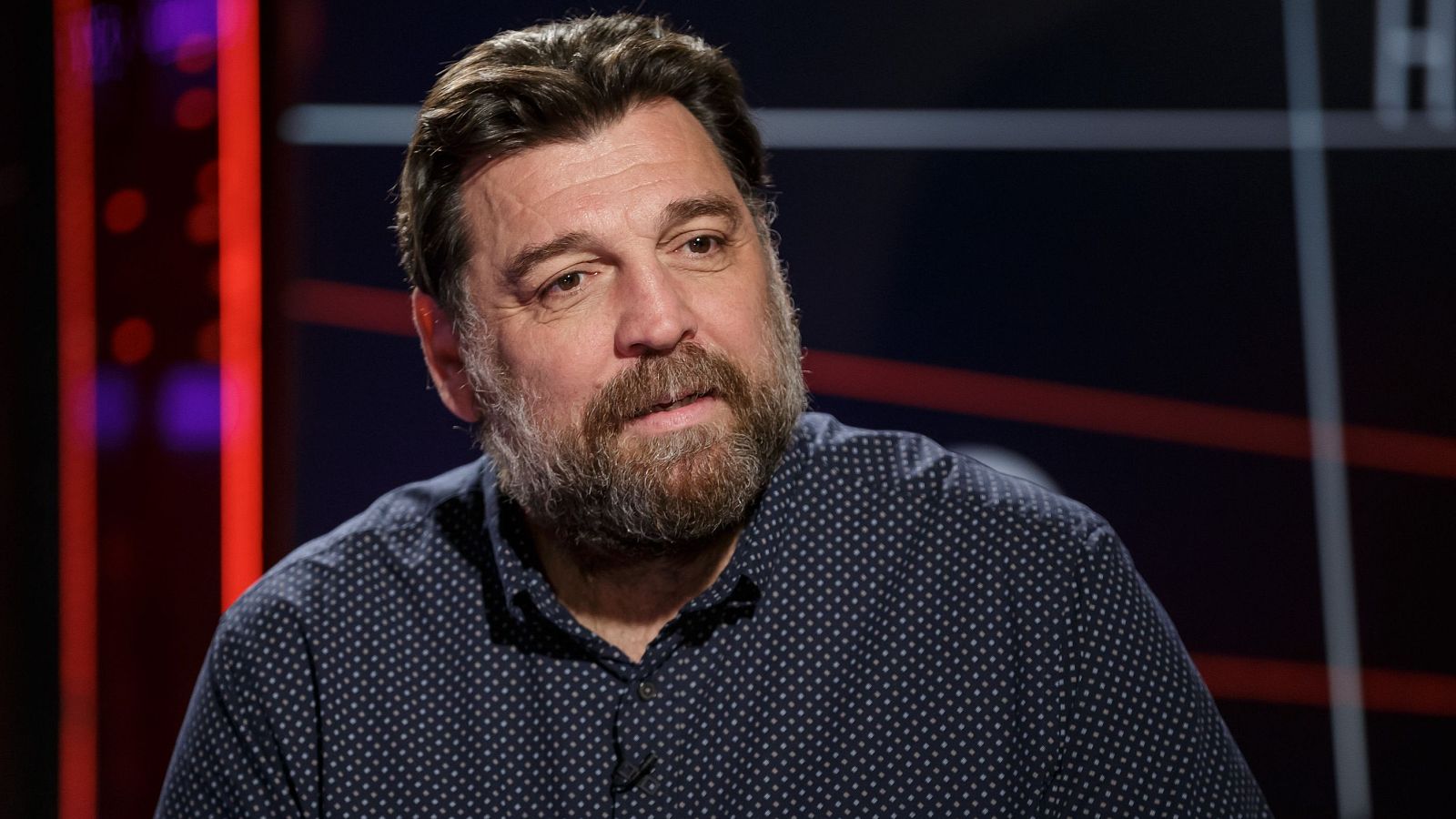 AO Hovik Keuchkerian (1)