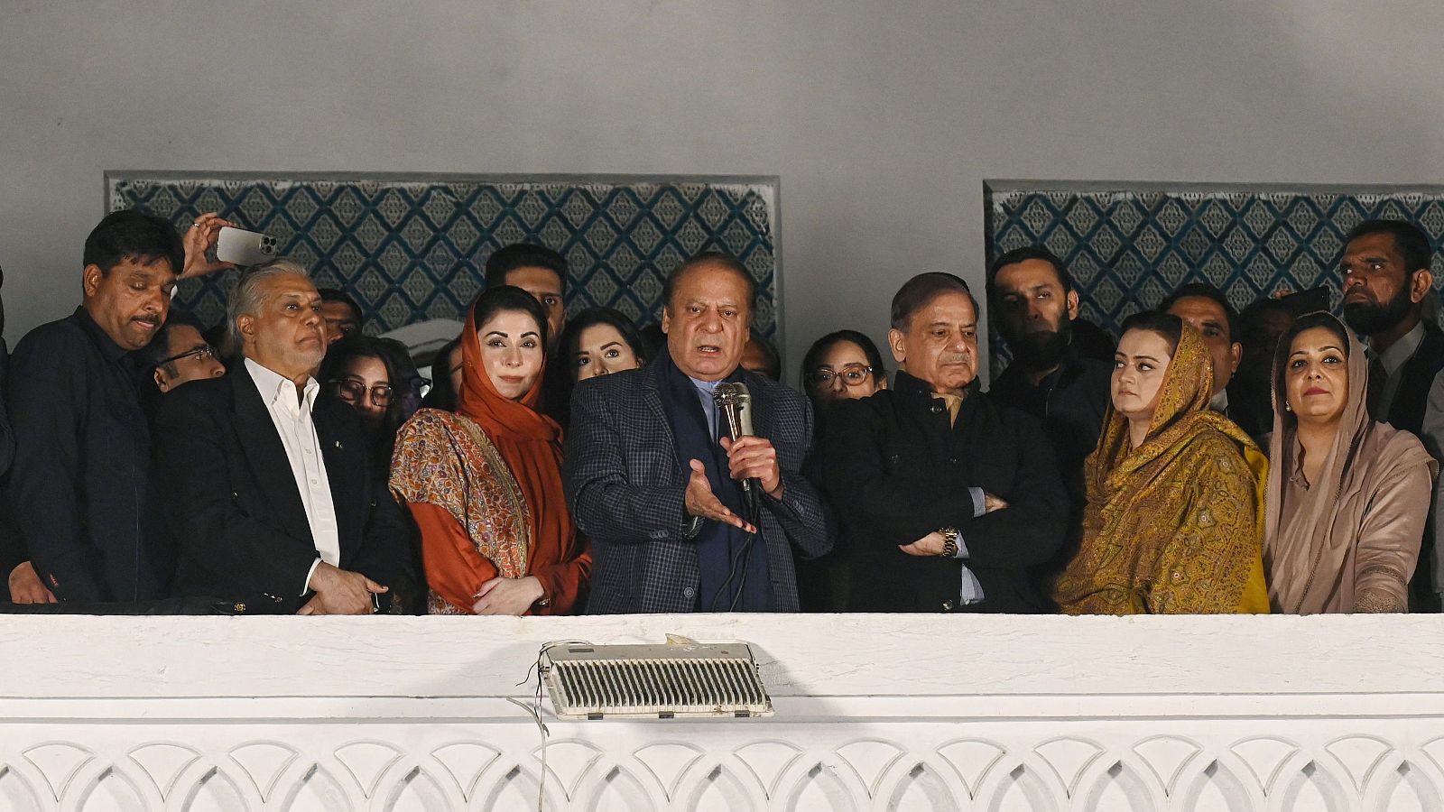 Los independientes de Pakistán obtienen la mayoría en las elecciones, insuficiente para gobernar