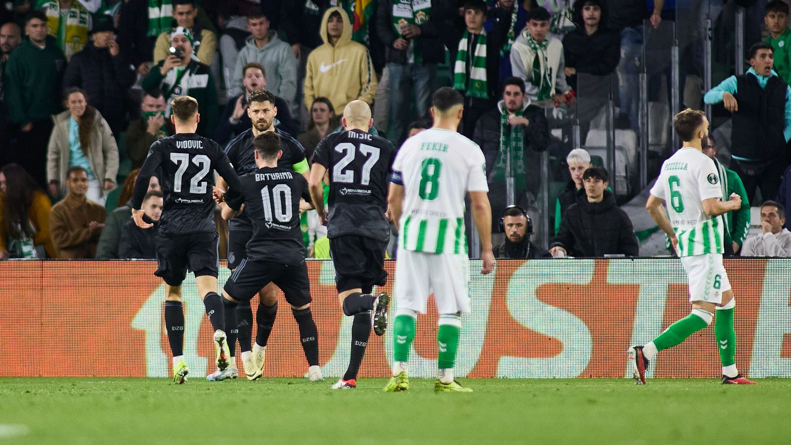 El Betis cae contra el Dinamo Zagreb en la ida de Playoff de la Conference League