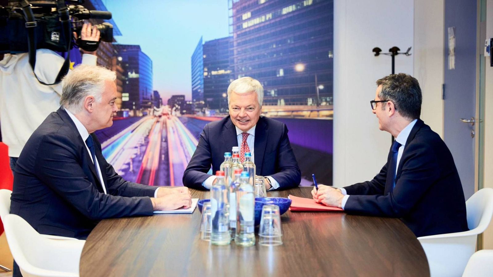 Segunda reunión entre Bolaños y González Pons para desbloquear la renovación del CGPJ