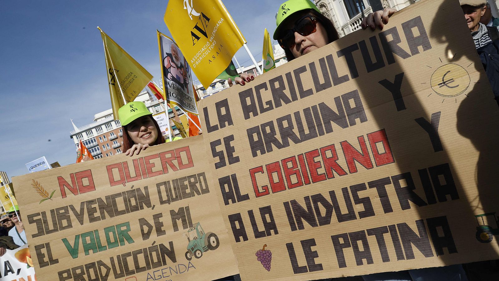 imagen de las protestas de los agricultores de la jornada (AFP)