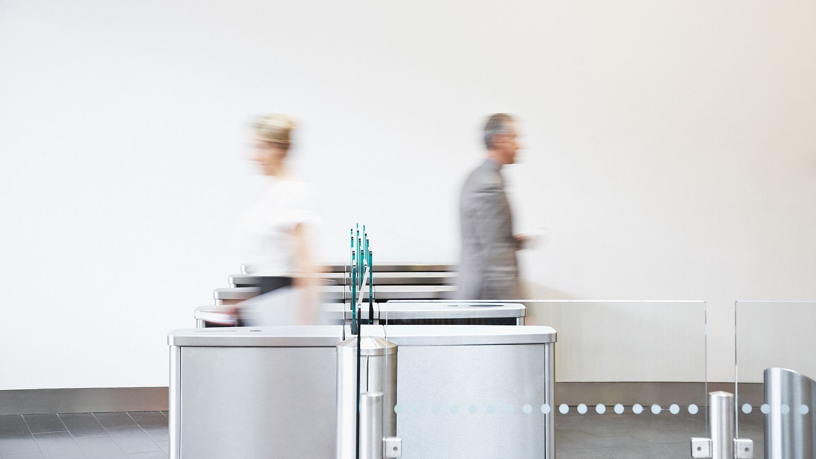 Registro de la jornada laboral: fraudes, teletrabajo y fichajes en papel