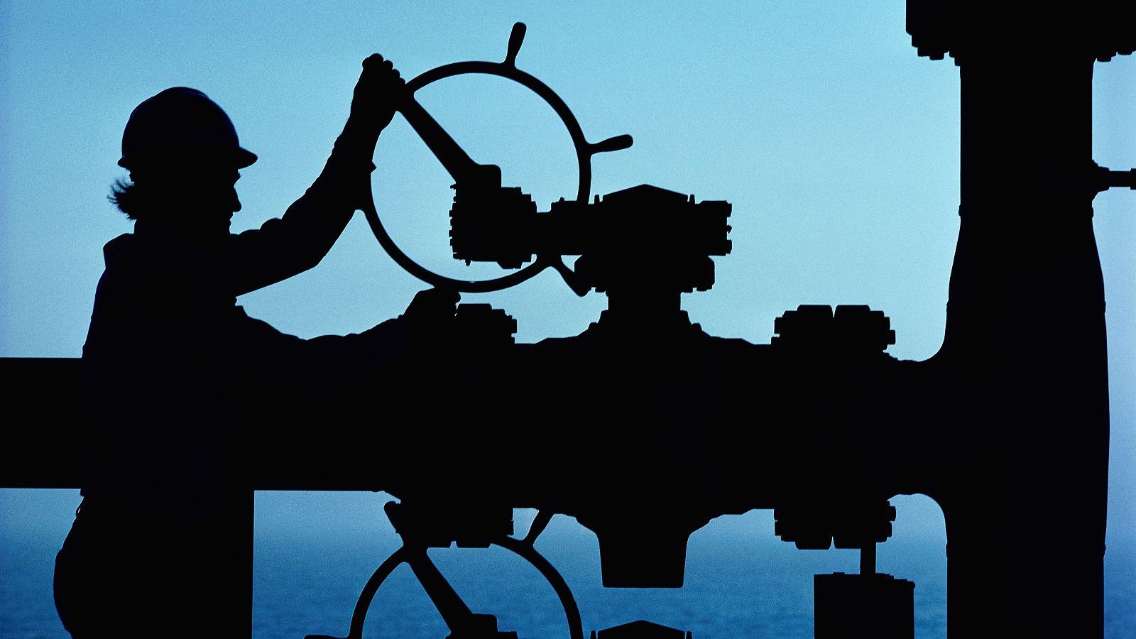 Bruselas pide a los países prorrogar un año más la reducción del consumo de gas un 15 %