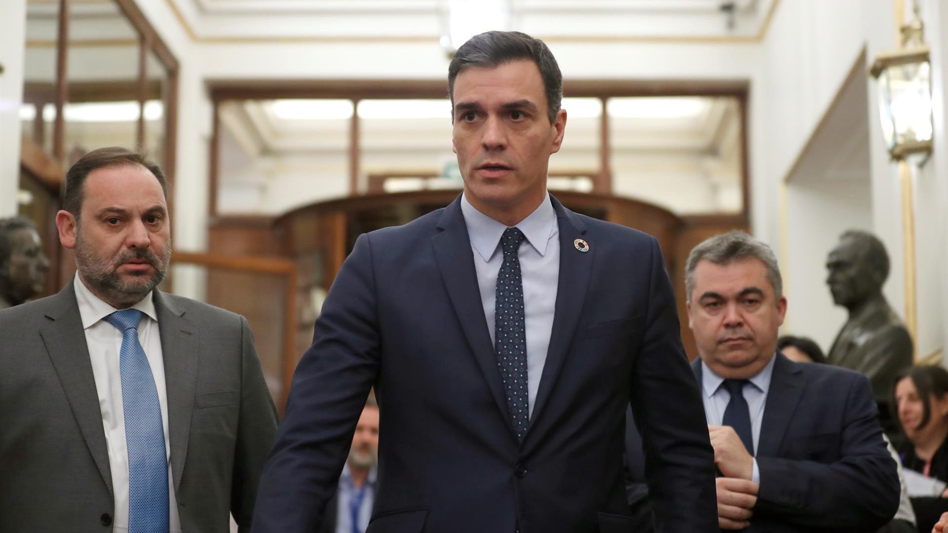 'Desafío Ábalos': Sánchez afronta su primera gran crisis en el PSOE