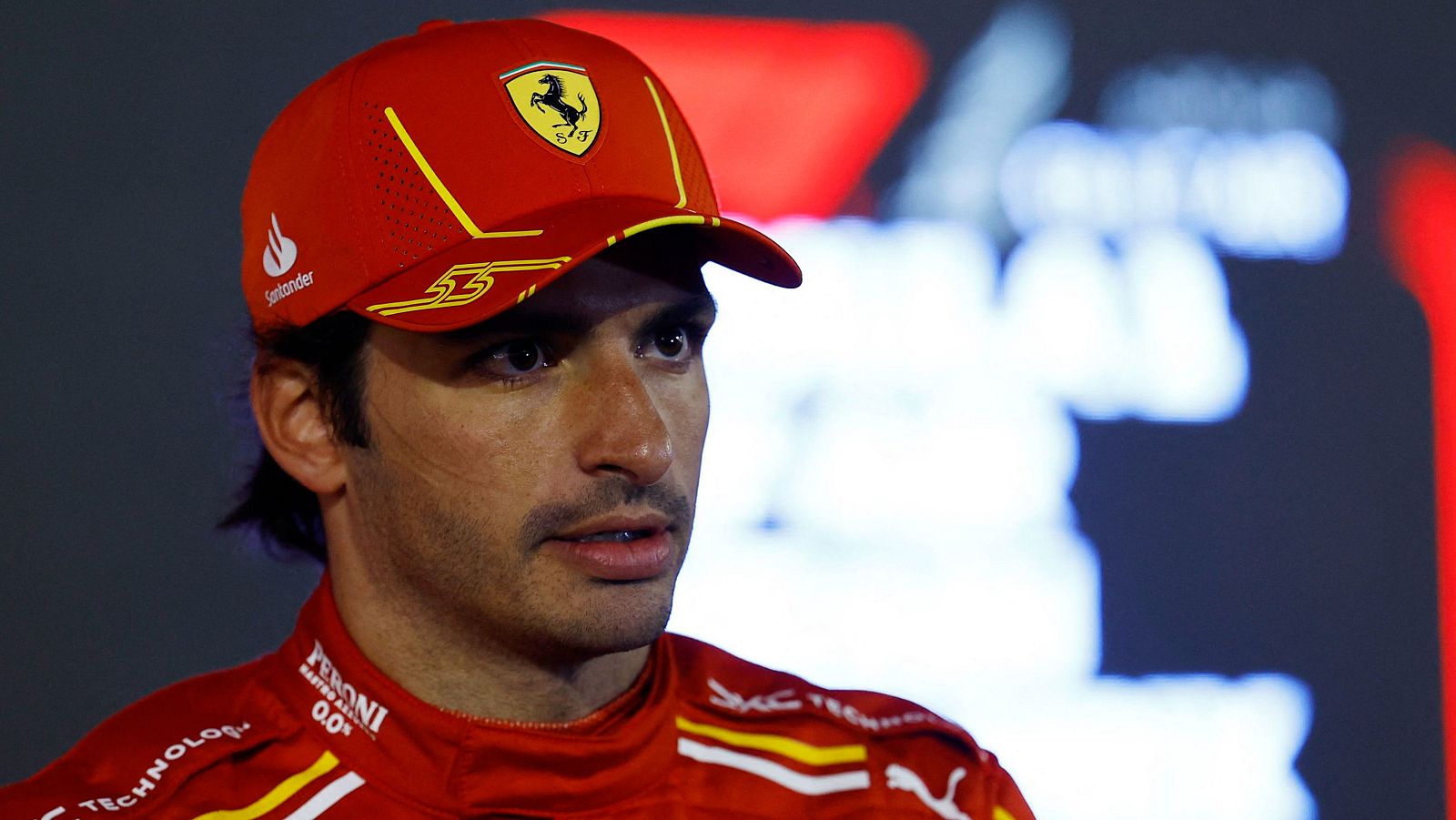 Carlos Sainz se muestra satisfecho tras quedar tercero en Baréin