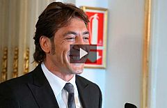 Javier Bardem recoge el Premio Nacional de Cine de manos del Ministro de Cultura