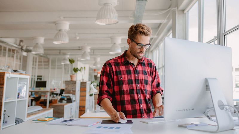 El perfil del autónomo sale de la crisis mayor y más centrado en los servicios