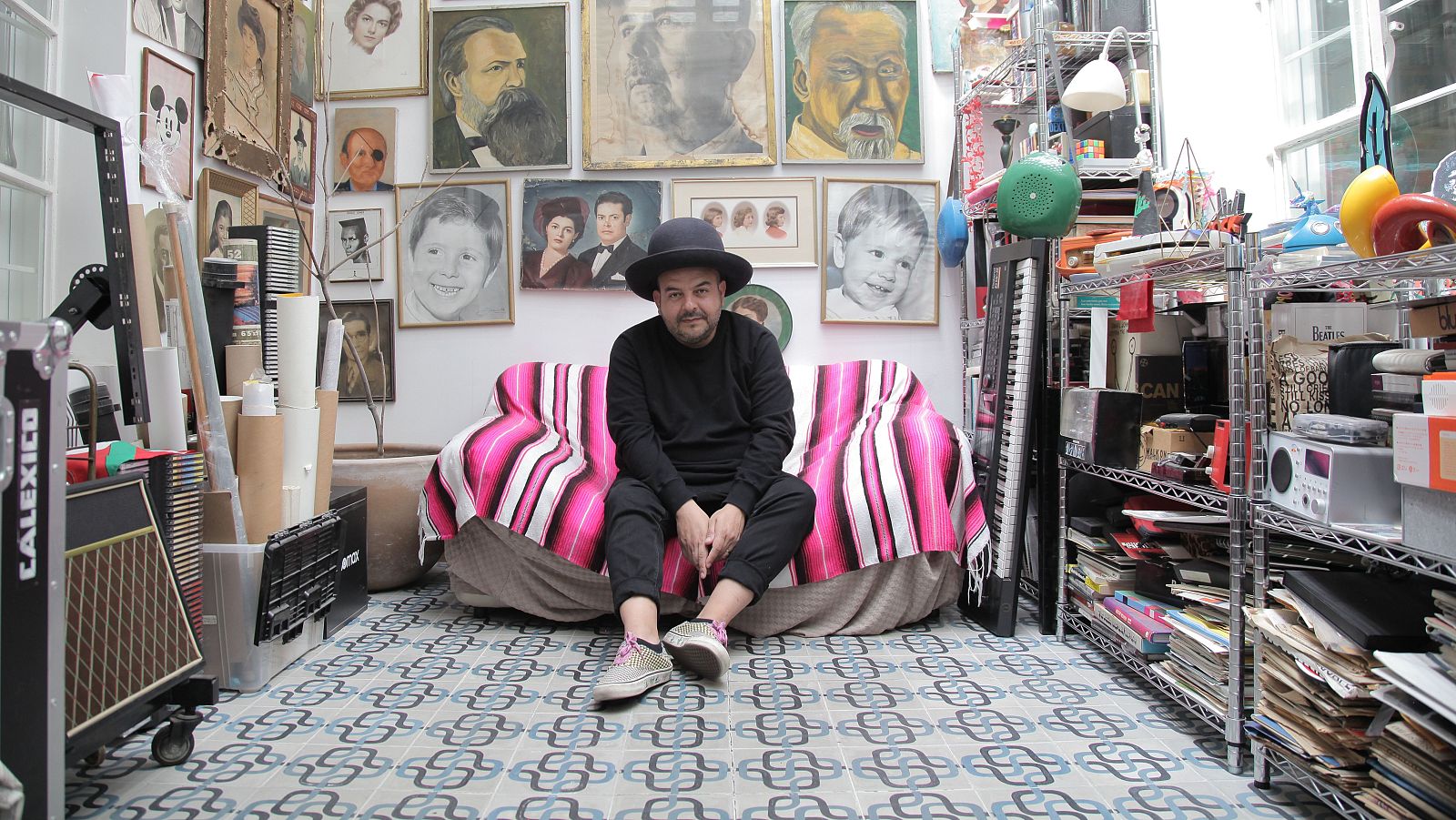 Camilo Lara hace música como Instituto Mexicano del Sonido