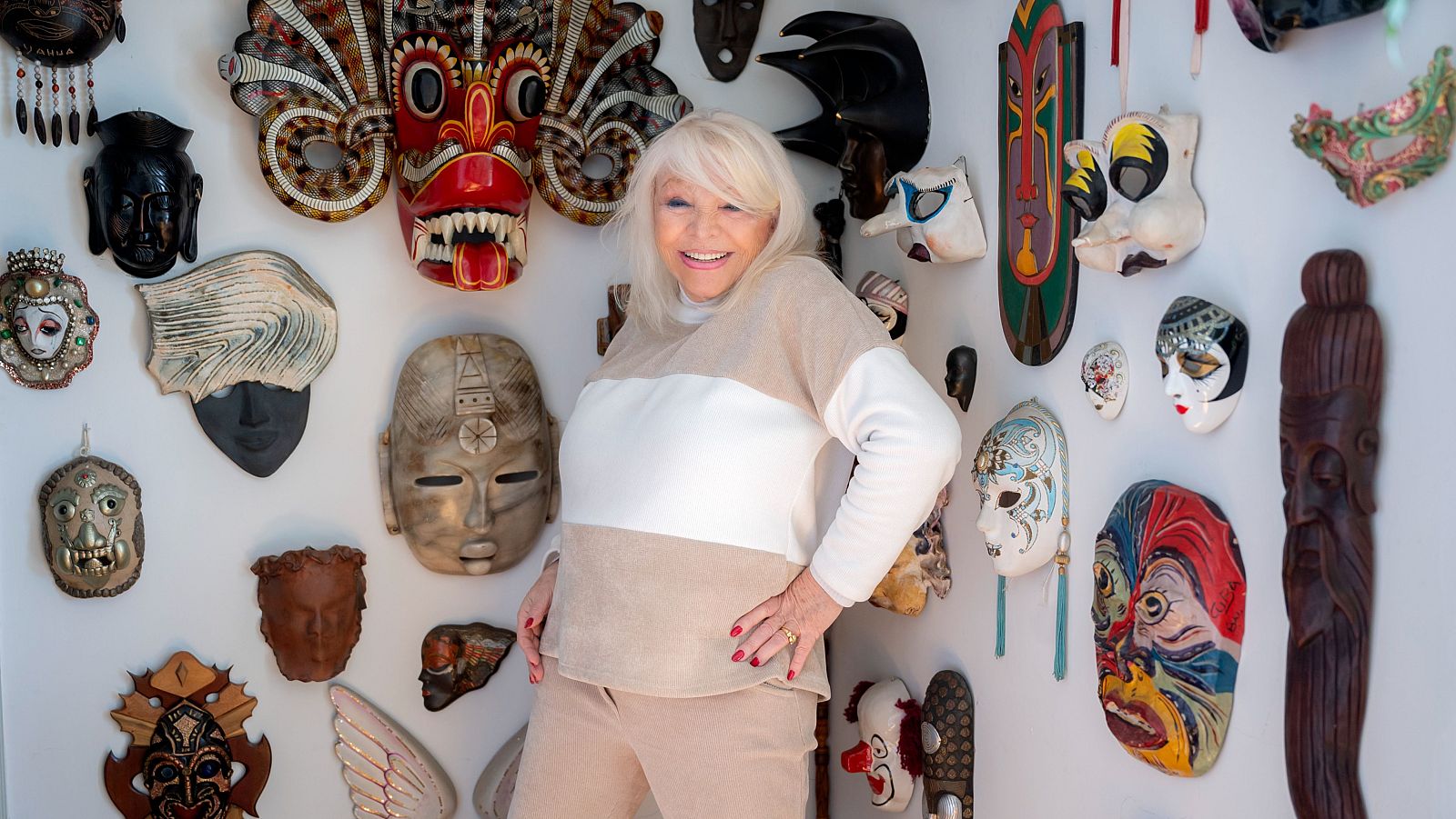 Dolly Van Doll protagonista a Noms propis