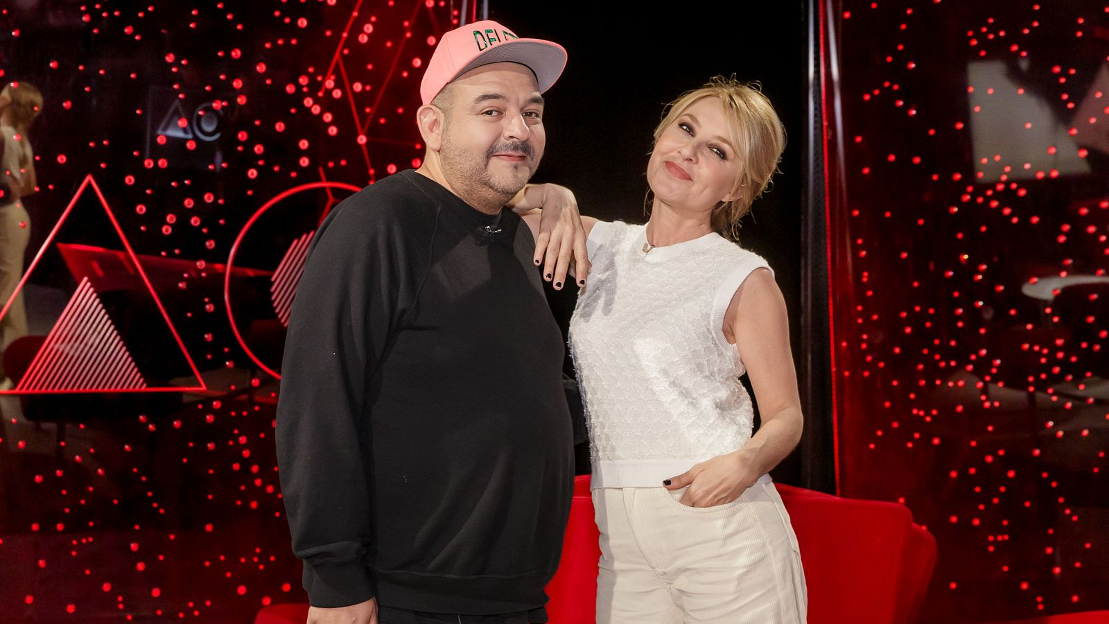 Camilo Lara presenta su último disco recopilatorio, 'Algo-Ritmo'