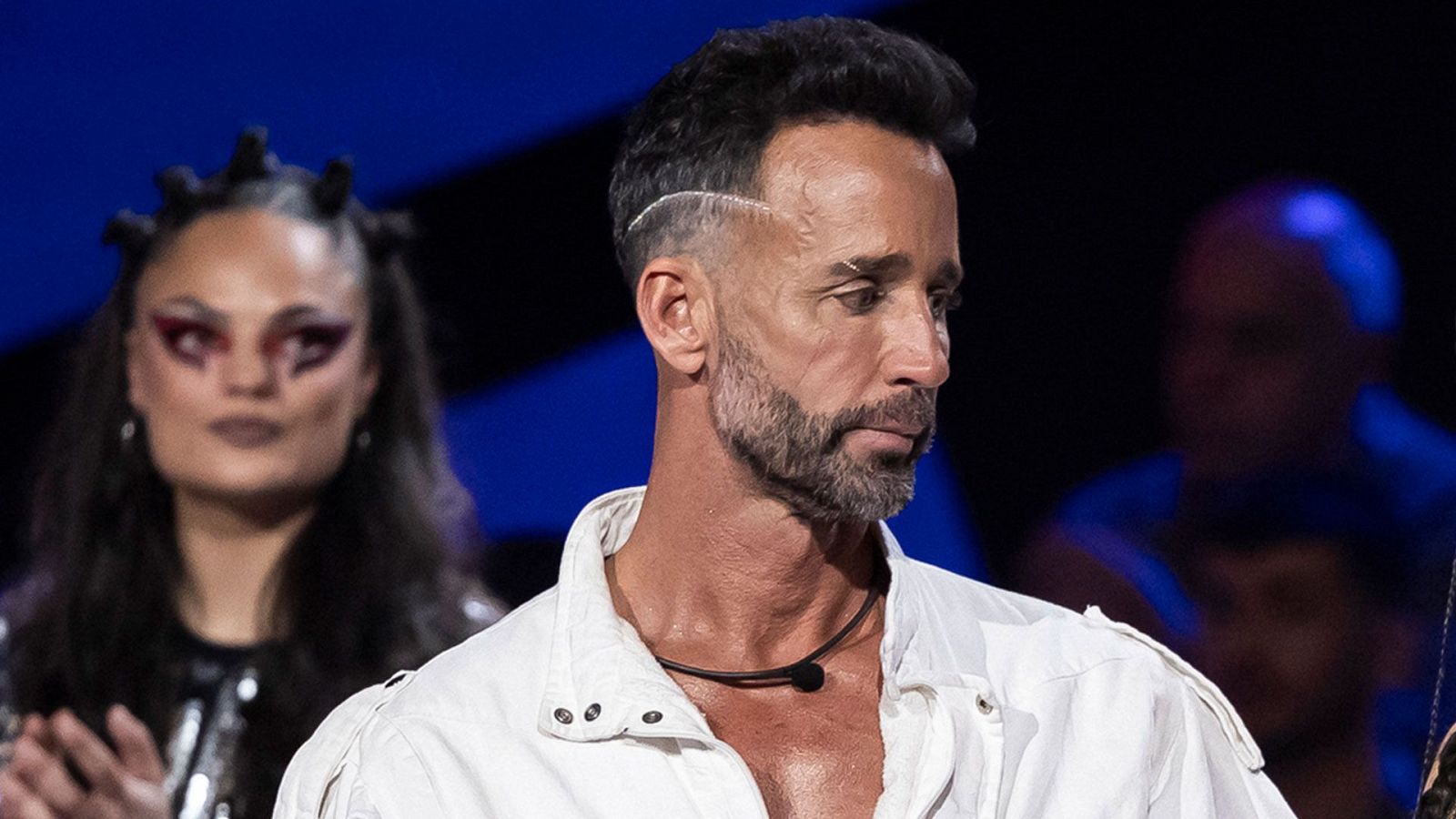 Álvaro Muñoz Escassi recibe la valoración del jurado de 'Baila como puedas'