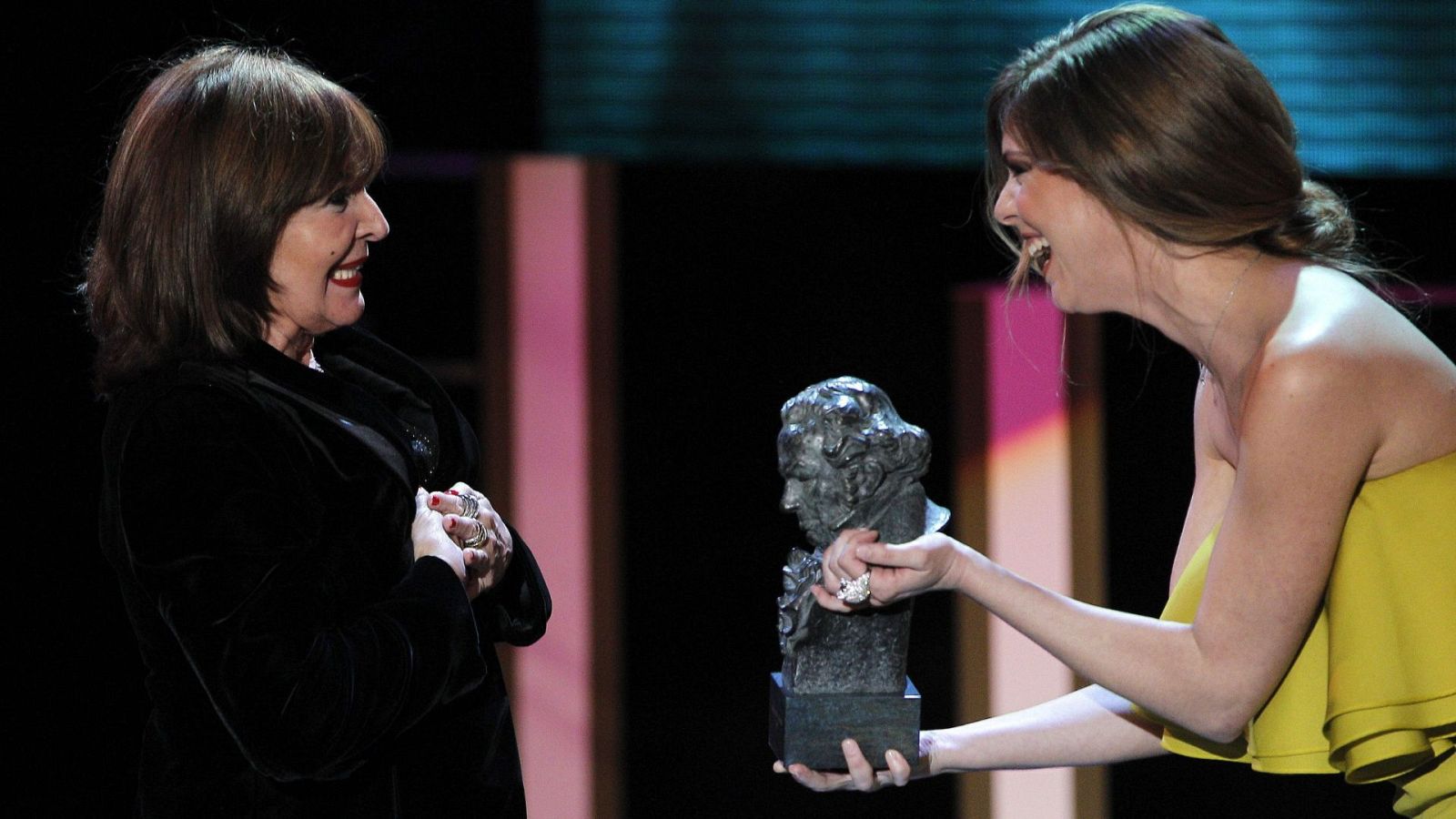 Concha Velasco y Manuela Velasco