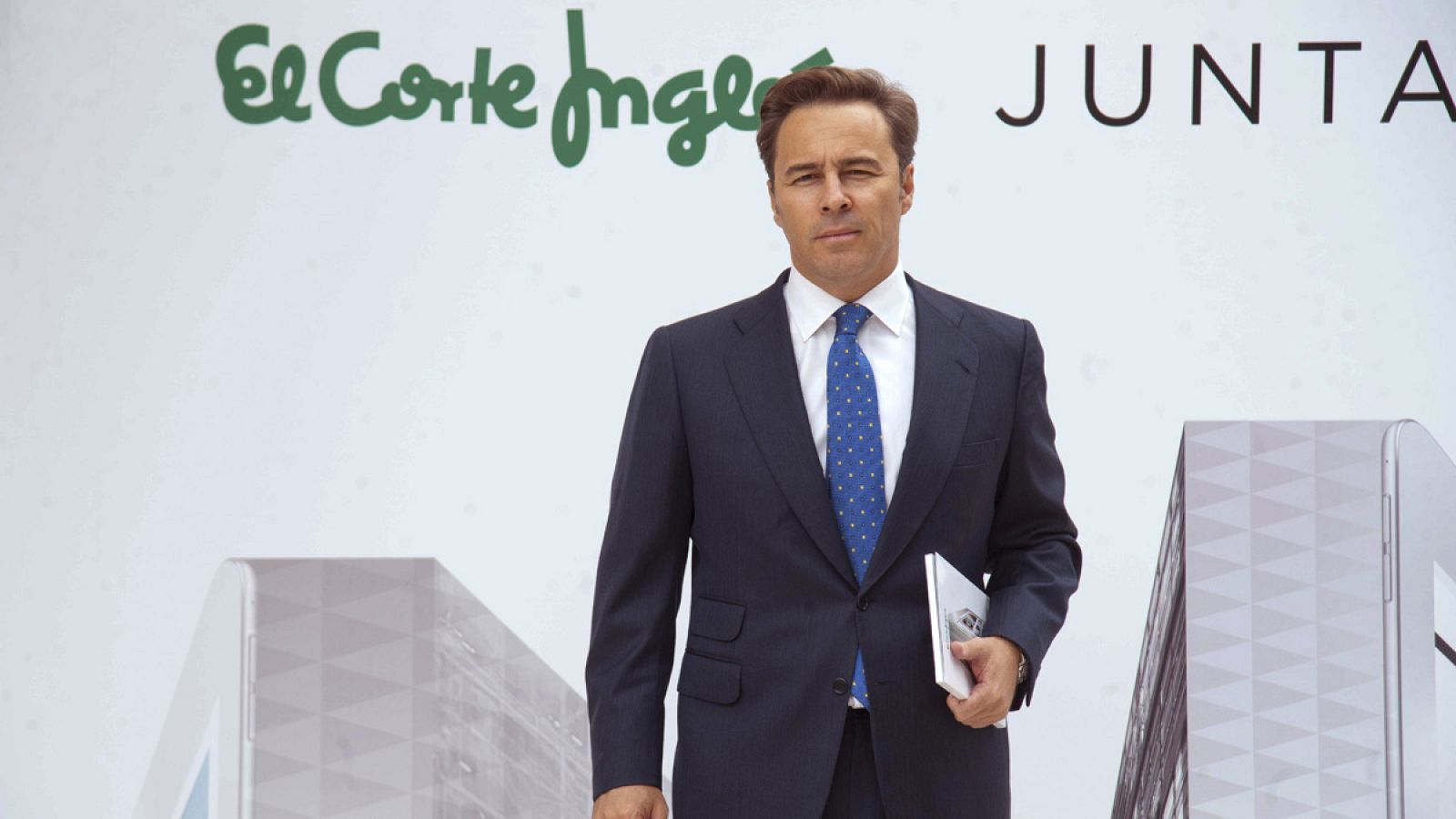 Fotografía facilitada por el Corte Ingles, de su presidente, Dimas Gimeno, quien ha presentado los resultados de 2016