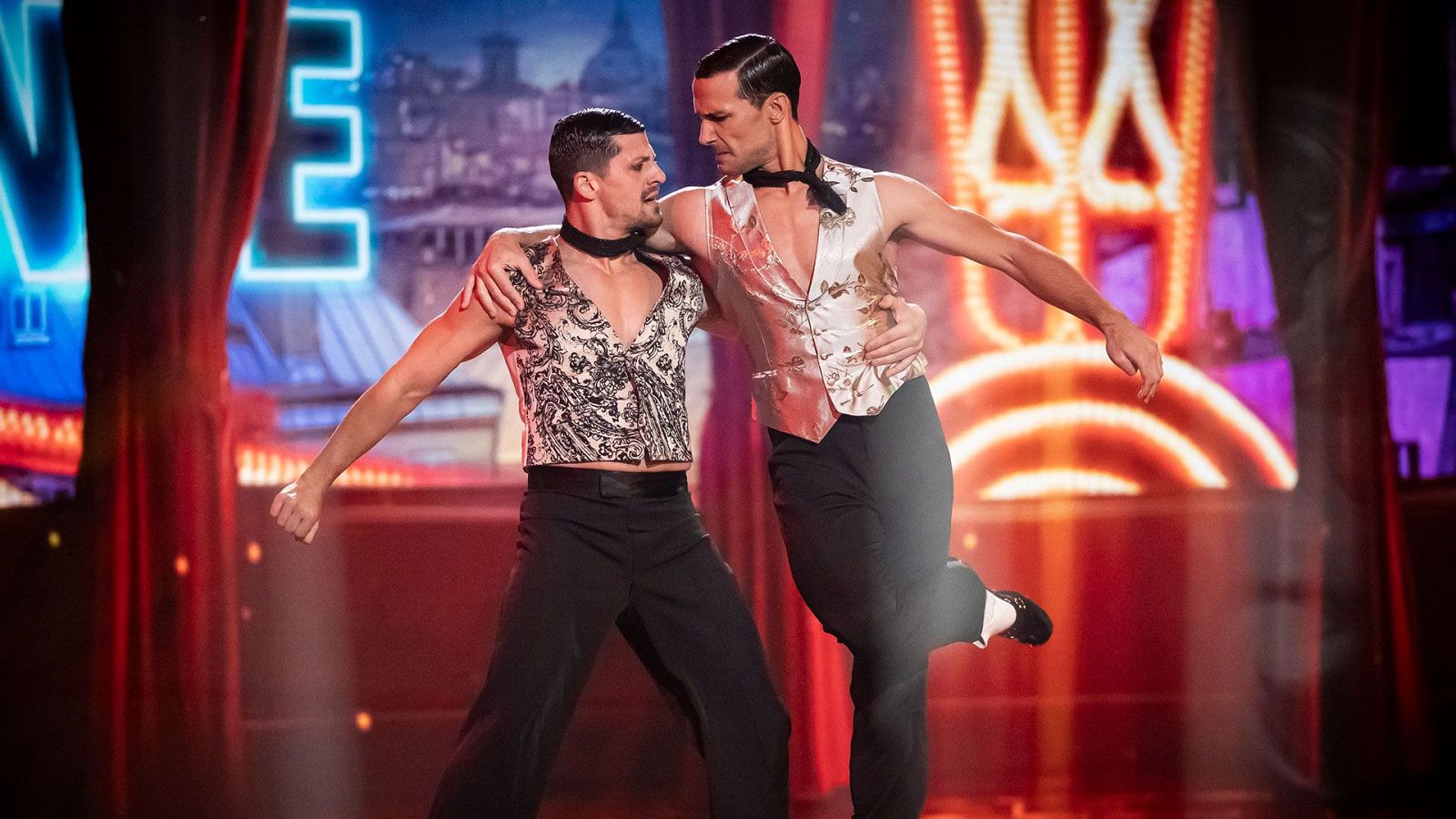 El tango de Santiago y Jaime Astrain en 'Baila como puedas'