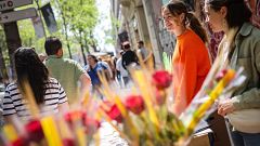 A punt un Sant Jordi més participatiu i ordenat a Barcelona