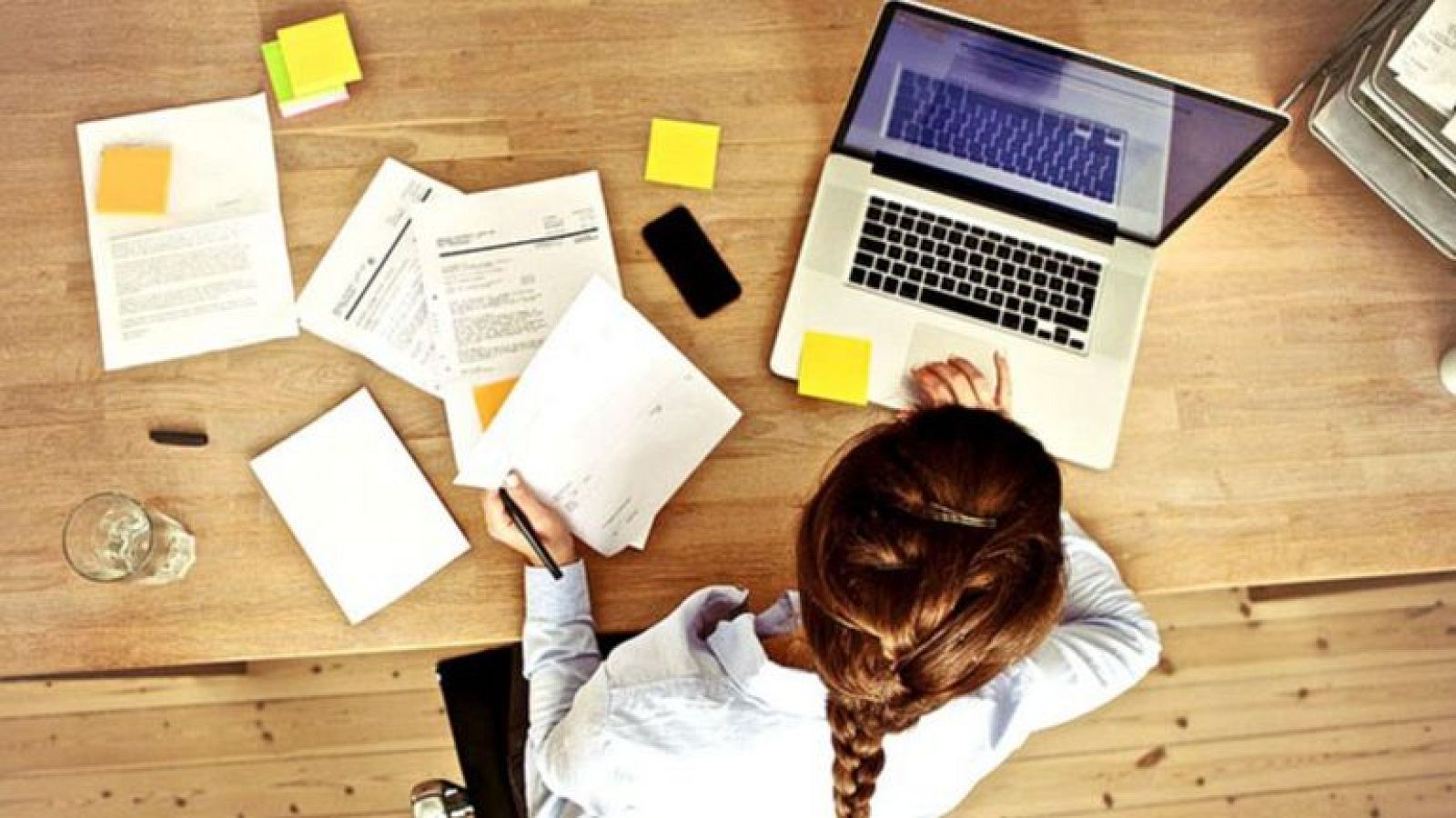 Uno de cada diez autónomos preve contratar para la temporada turística