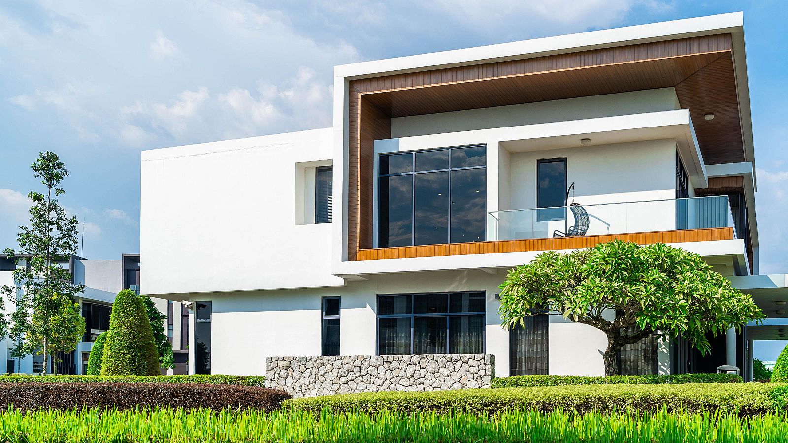 Fin a la 'golden visa' anunciado por el Gobierno: qué es y cómo afectará al mercado inmobiliario