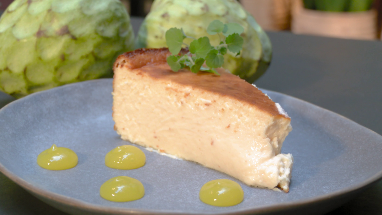 Receta de tarta cremosa de queso y chirimoya