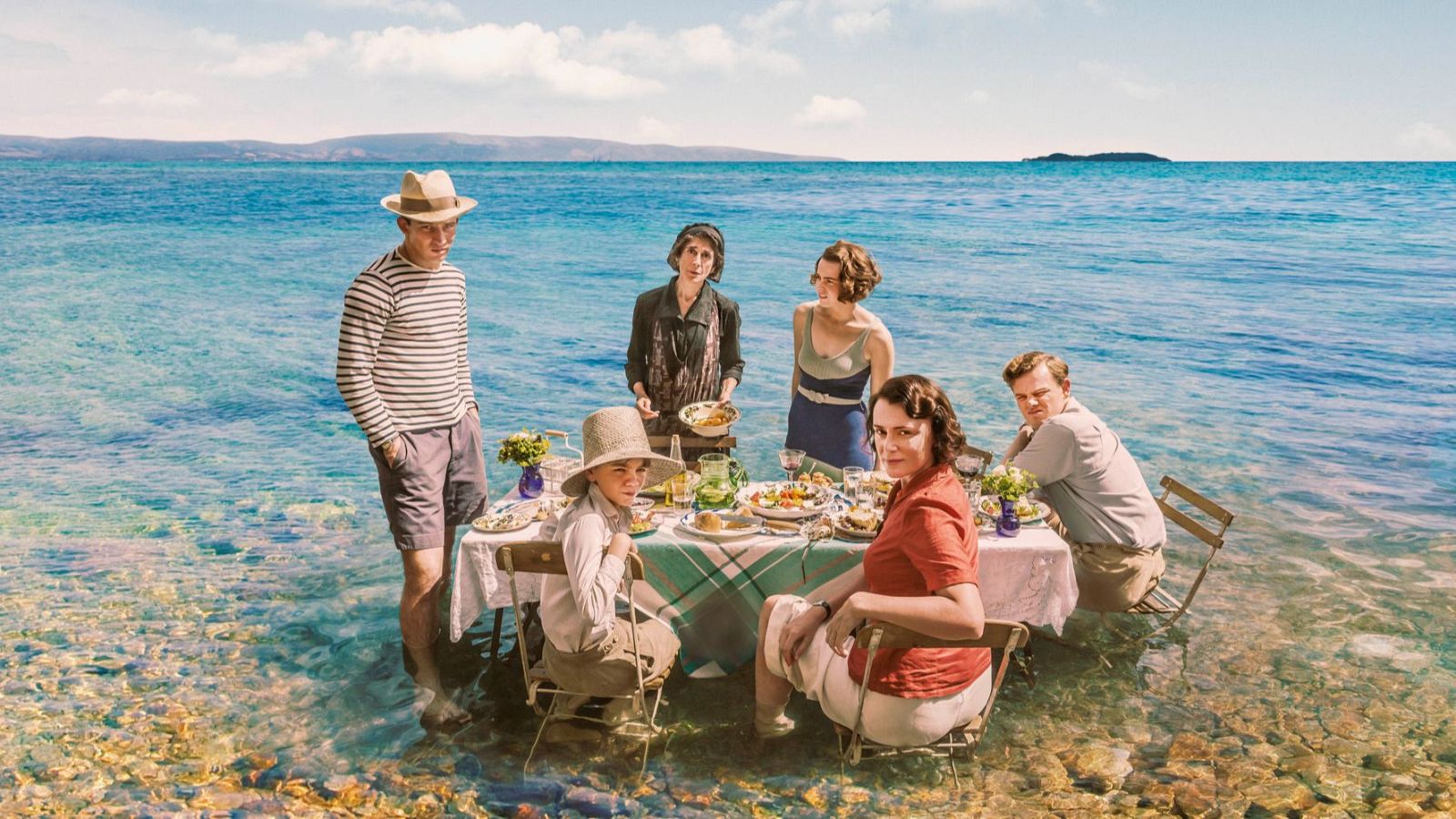 Lawrence Durrell (JOSH O’CONNOR), Gerald Durrell (MILO PARKER), Lugaretzia (ANNA SAVVA), Margo Durrell (DAISY WATERHOUSE), Louisa Durrell (KEELEY HAWES) & Leslie Durrell (CALLUM WOODHOUSE)