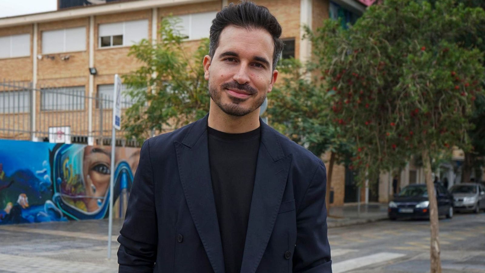 Javier Castillo celebra el día de Sant Jordi en 'Las tardes de RNE'