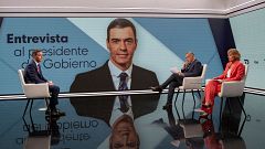 Sánchez defiende que "no hay teatro" en su decisión: "Mi autocrítica es no haber actuado antes contra los bulos"