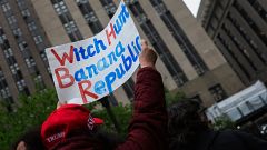 El Tribunal de Nueva York multa a Trump con 9.000 dólares por desacato a la "orden mordaza"