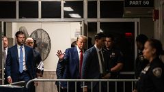 El juicio contra Trump, desde dentro: dos controles de seguridad, móviles prohibidos y pocos periodistas