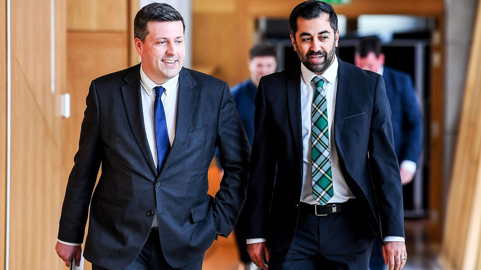 El Gobierno autonómico de Escocia supera una moción de censura tras la dimisión de Humza Yousaf