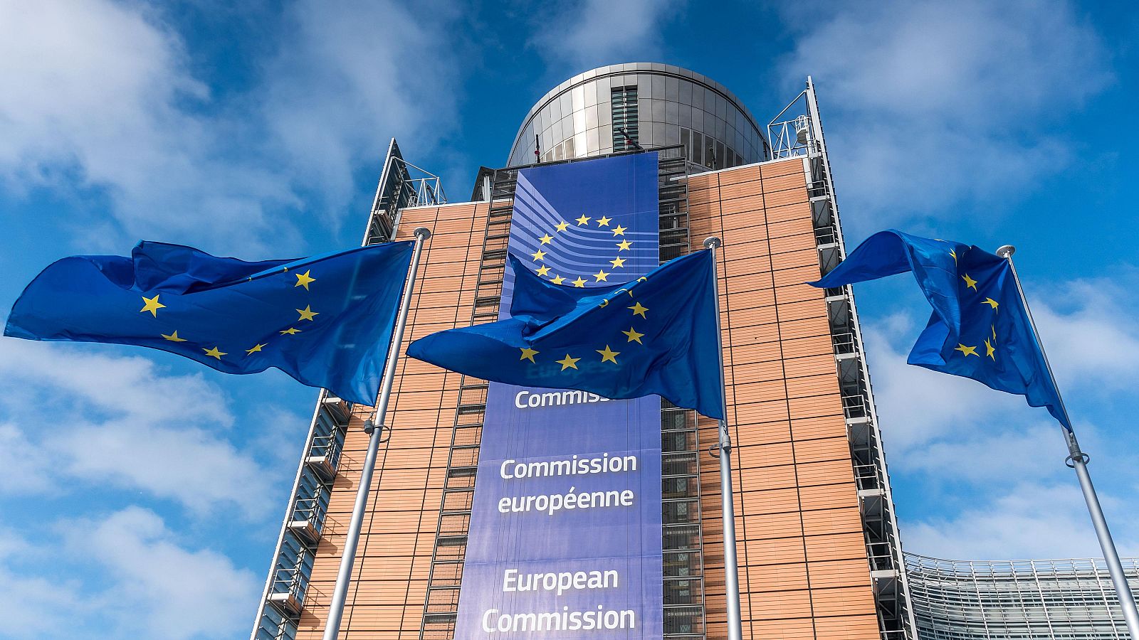 La UE considera que el Estado de derecho "ya no está en riesgo" en Polonia tras seis años de procedimientos