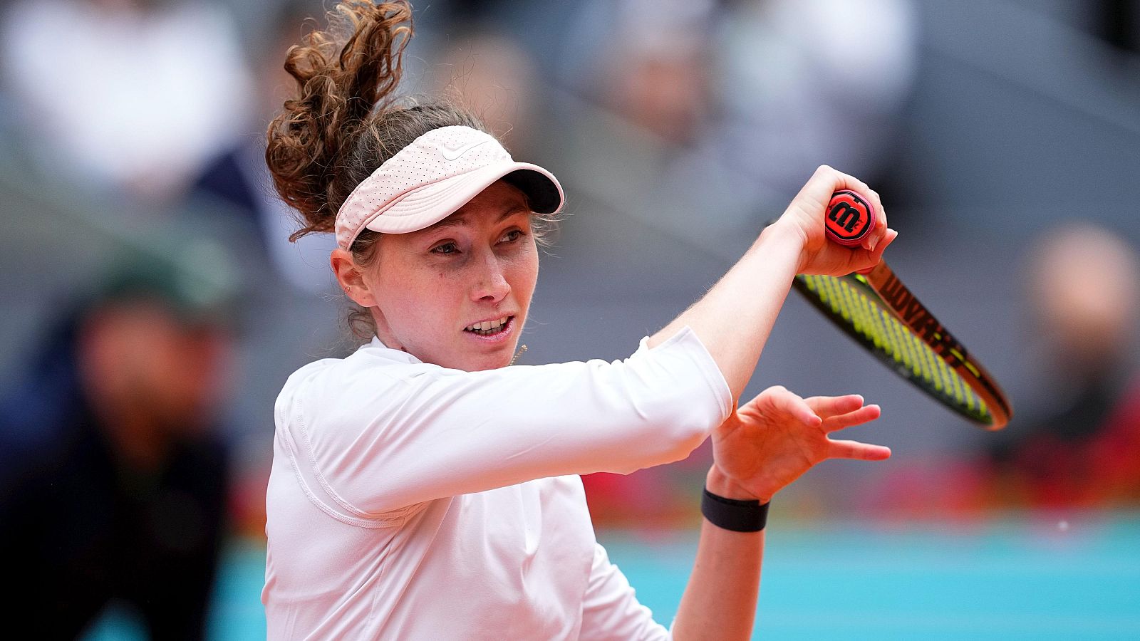 Cristina Bucsa cae eliminada en Roma tras perder ante Elyna Avanesyan