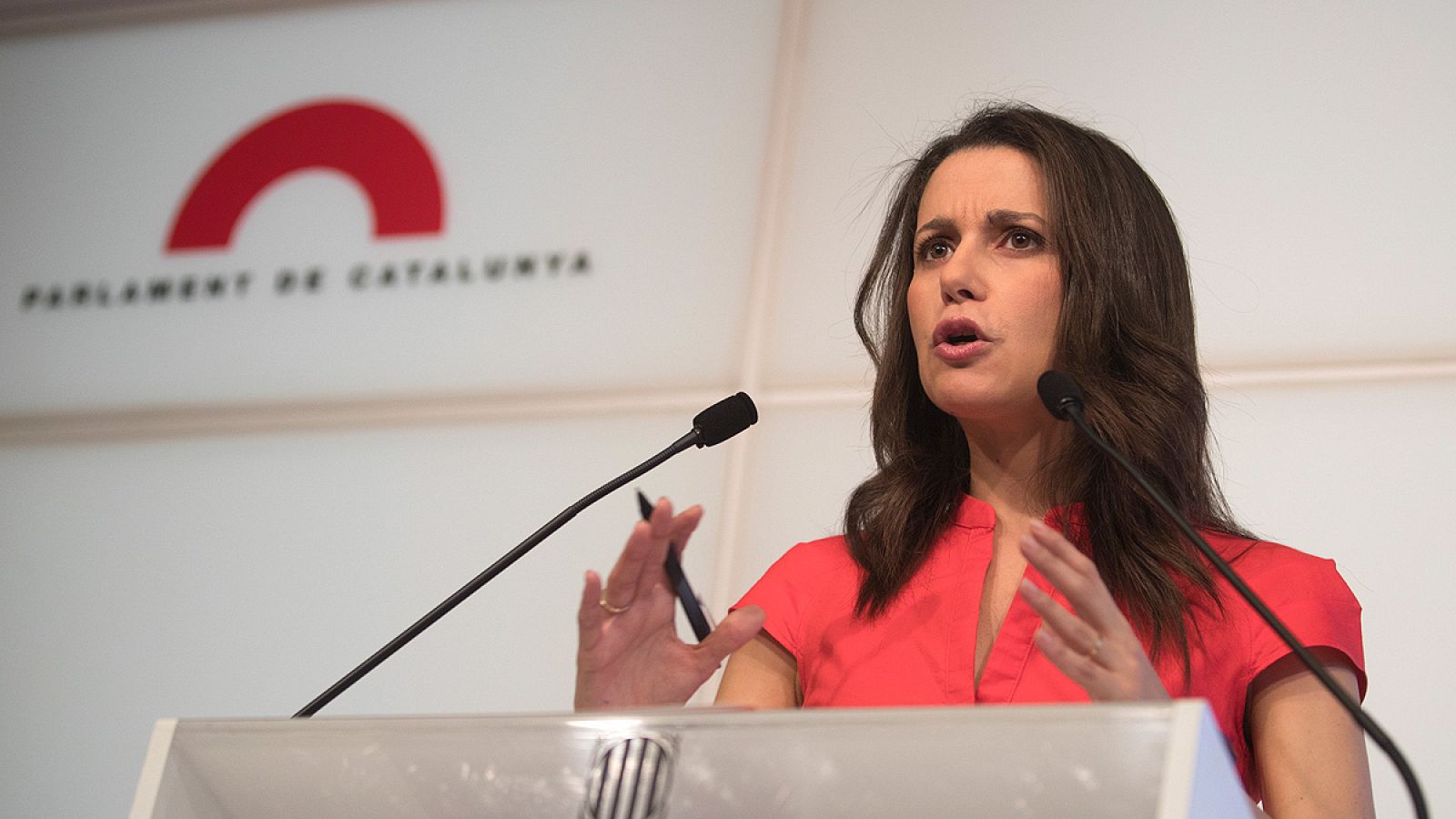 Ciudadanos anuncia que presentará una moción de censura contra Puigdemont para forzar unas elecciones anticipadas