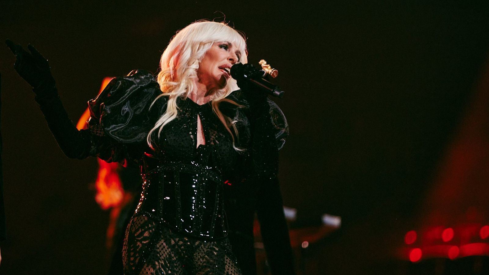 Nebulossa canta "ZORRA" en Eurovisión 2024