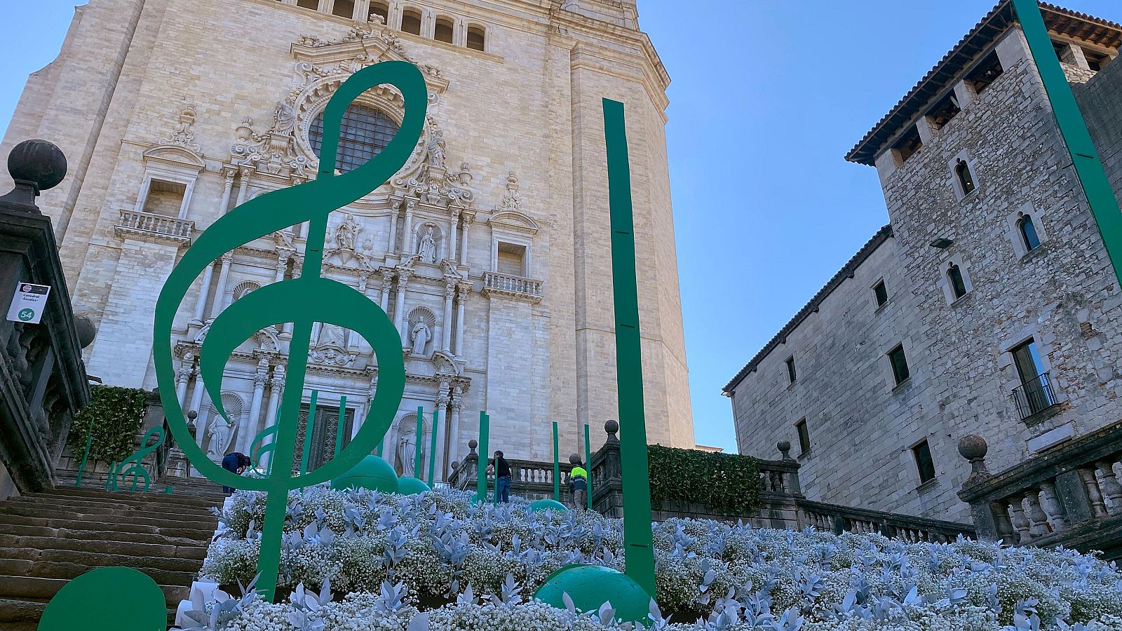 Girona ja fa olor de 'Temps de Flors'. Tot a punt per a la 69a edició.