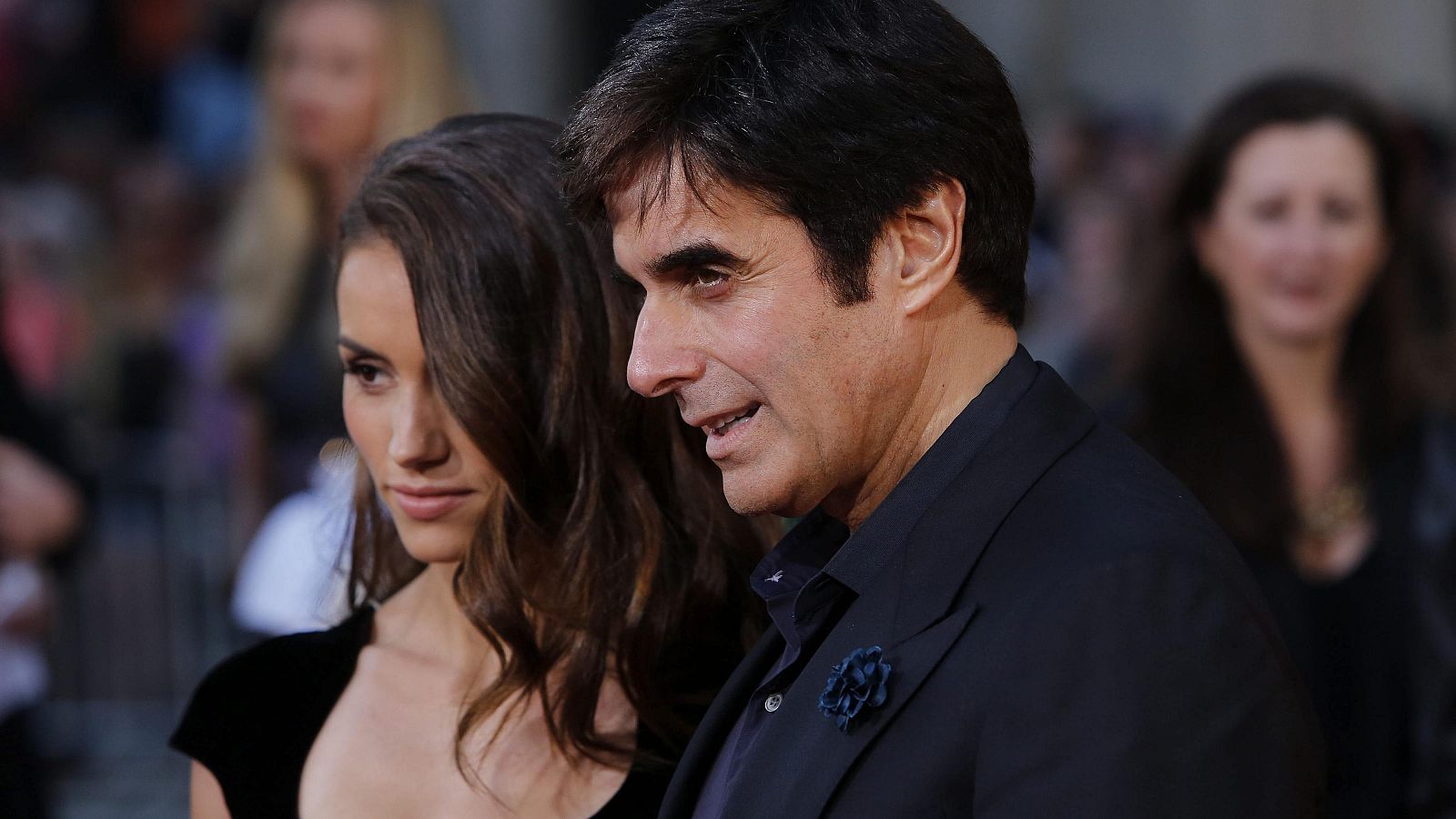 Dieciséis mujeres acusan al mago David Copperfield de conducta sexual inapropiada