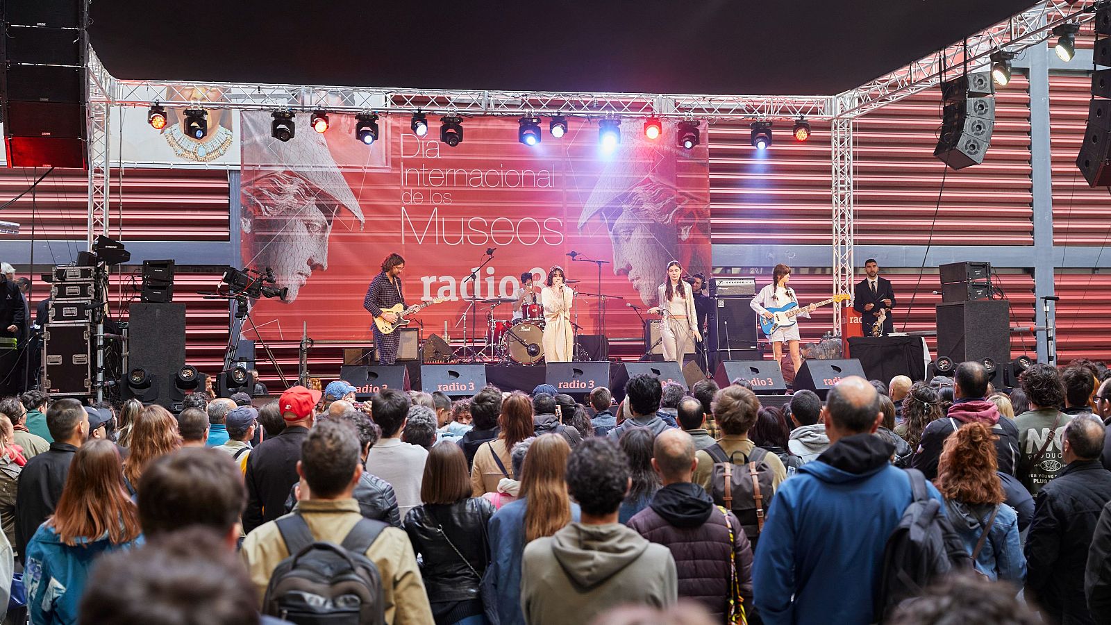 EuropaPress 5958189 celebracion dia internacional museos conciertos radio patio nouvel museo reina