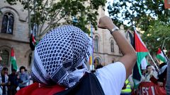 Els estudiants de la UB aixequen l'acampada en suport a Palestina