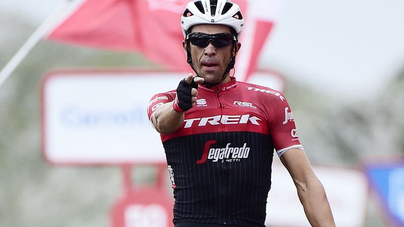 Contador pone el Angliru a sus pies; Froome se asegura la Vuelta