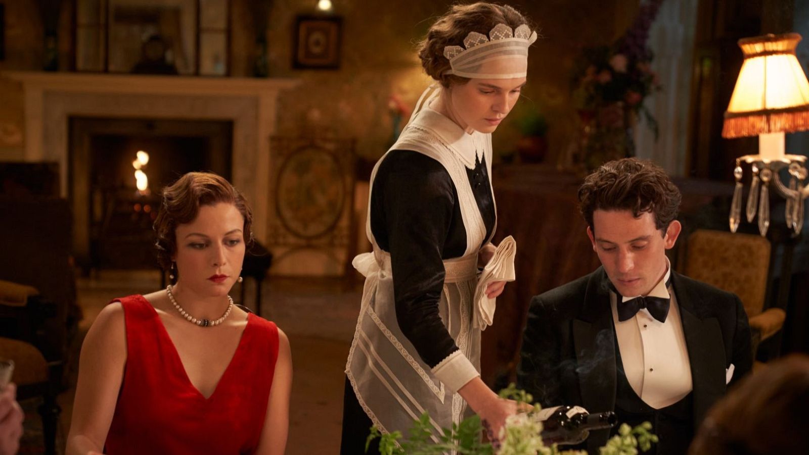 'Primavera en Beechwood': el otro cuento de la criada protagonizado por Odessa Young y Josh O'Connor