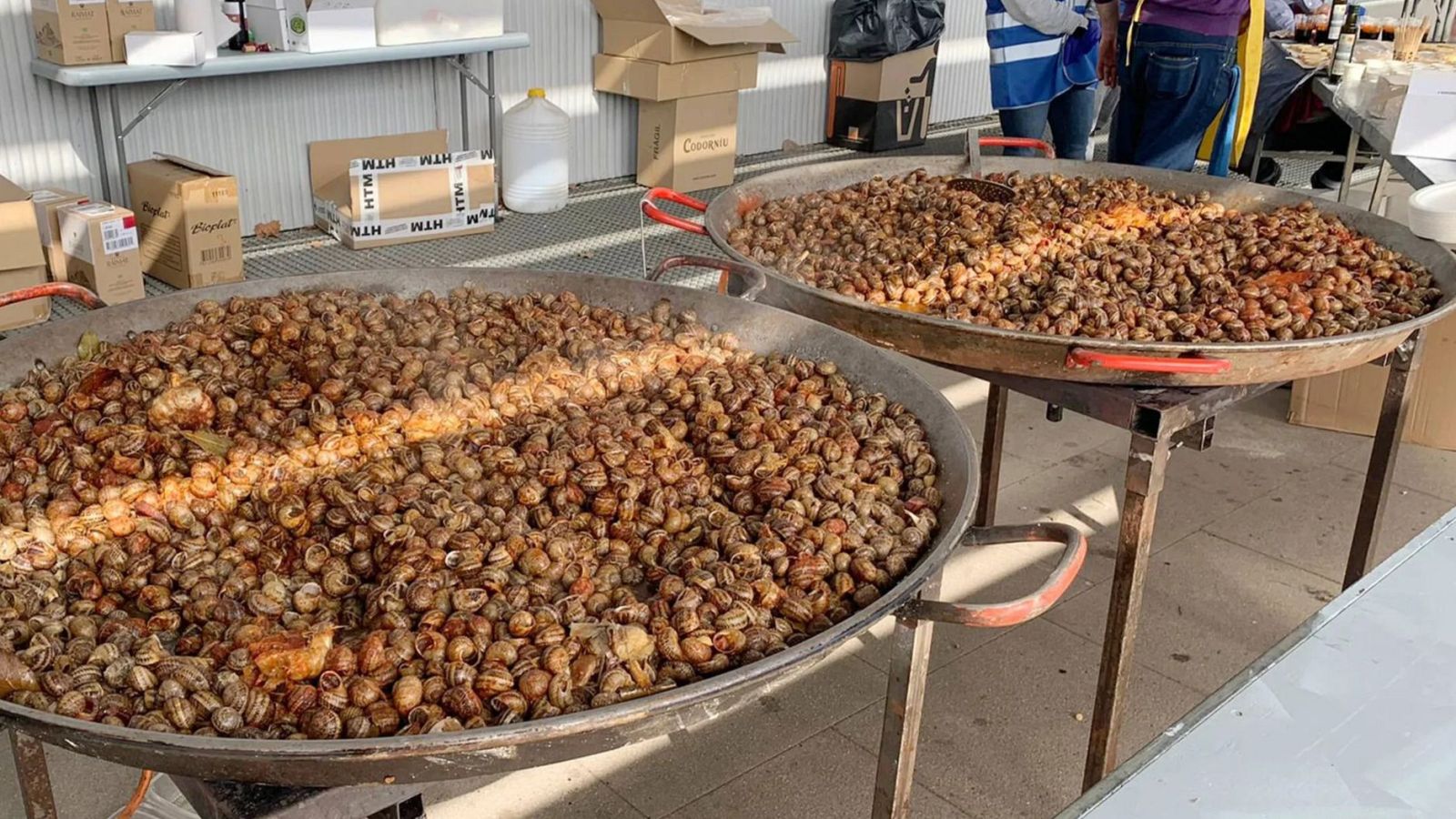 Es calcula que l'Aplec genera un impacte econòmic a la ciutat d'uns 20 milions d'euros.