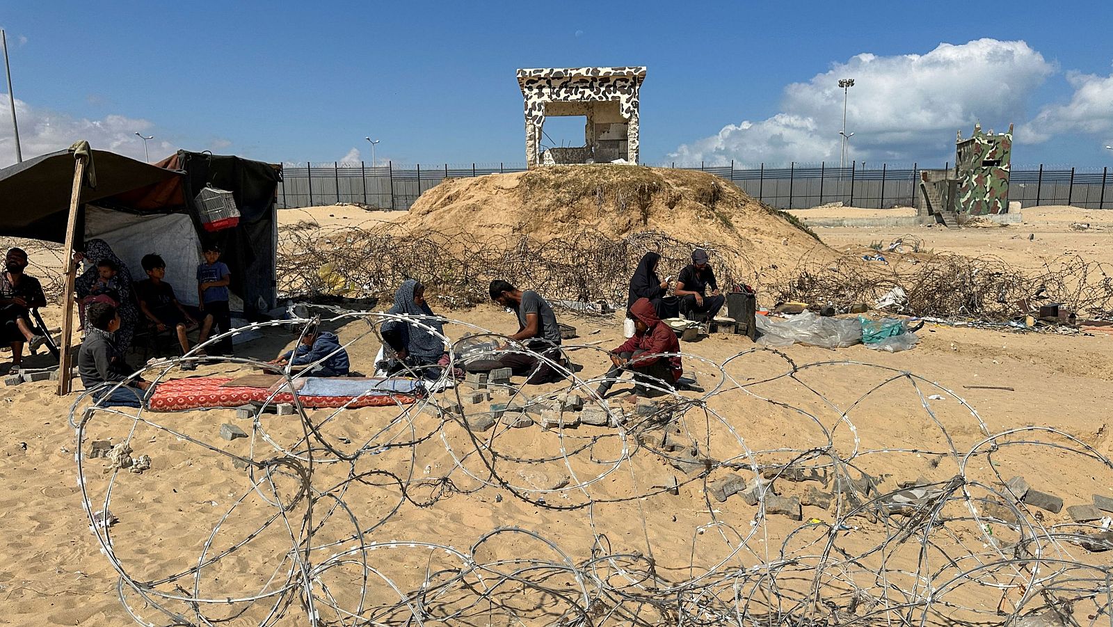 El Ejército israelí asegura que tiene el control "táctico" de la frontera de Gaza con Egipto