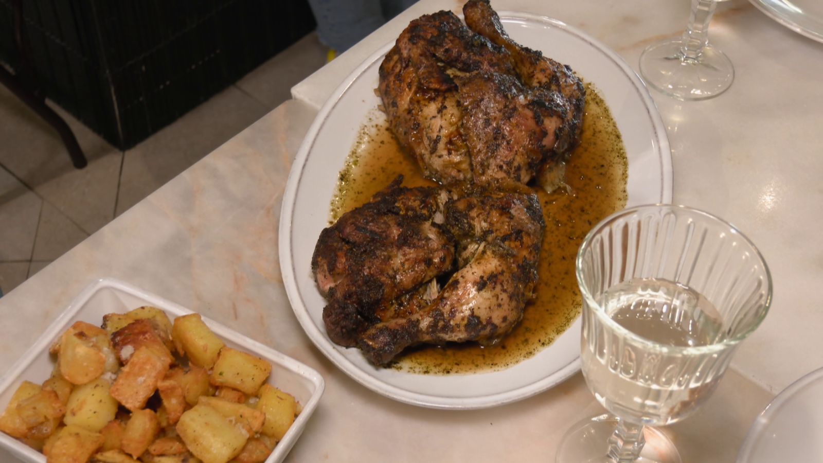 Descubre cómo elaborar un pollo asado perfecto