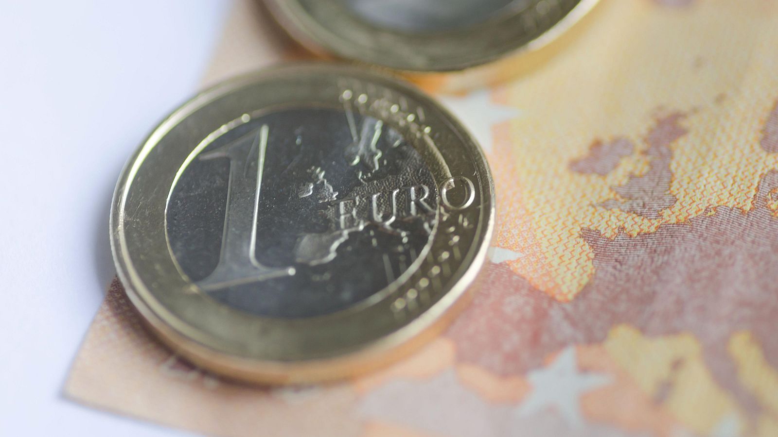 La OCDE señala el "débil crecimiento" de la productividad en España