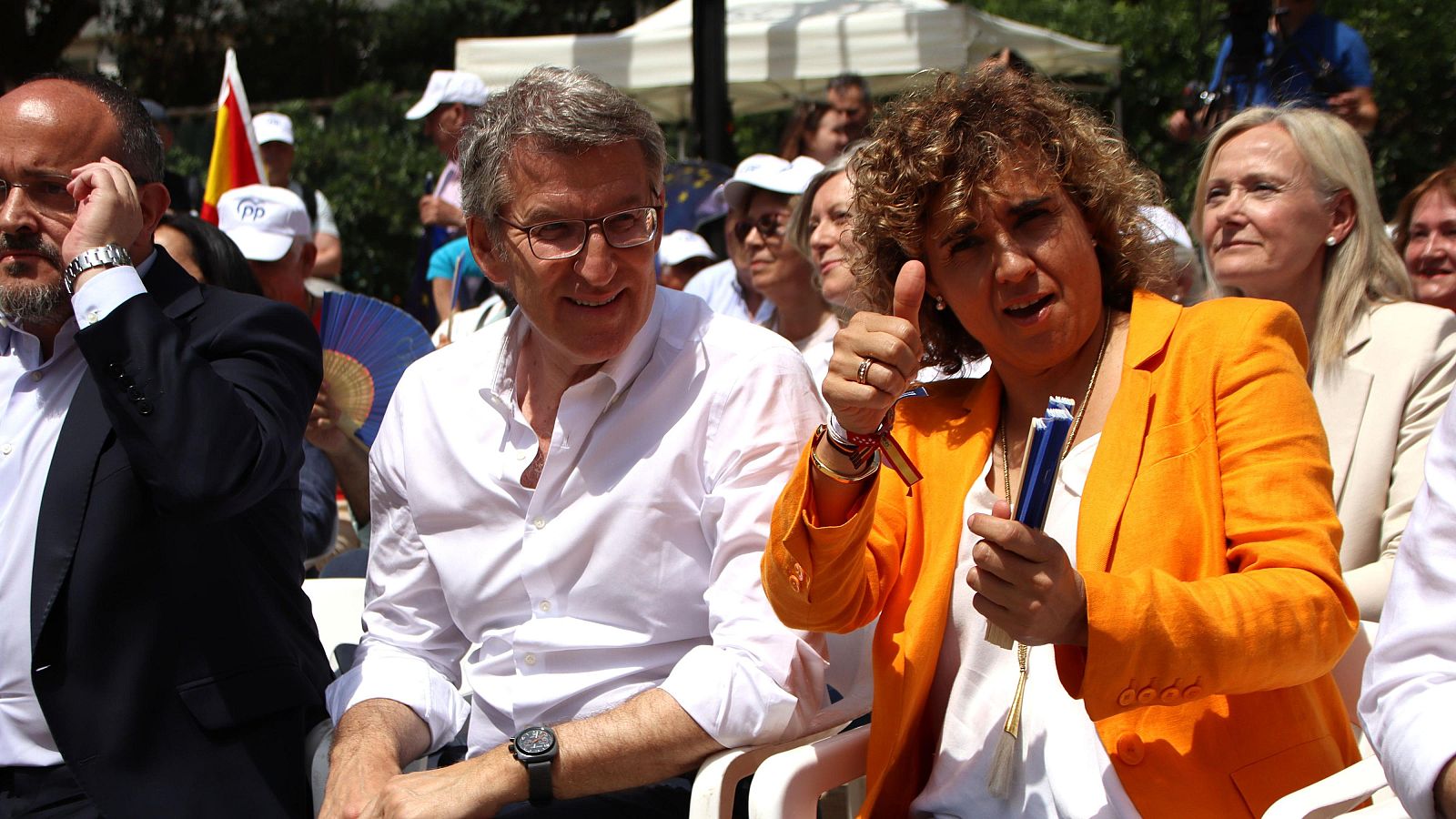 La candidata del PP, Dolors Montserrat, amb el líder nacional Alberto Núñez Feijóo